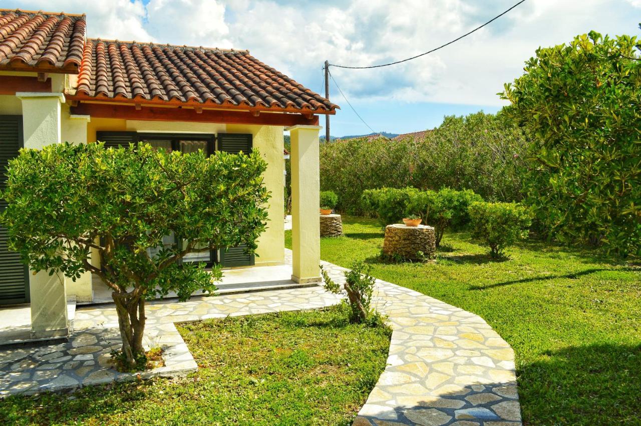 Sunrose Beach Aparthotel Acharavi  Exterior photo